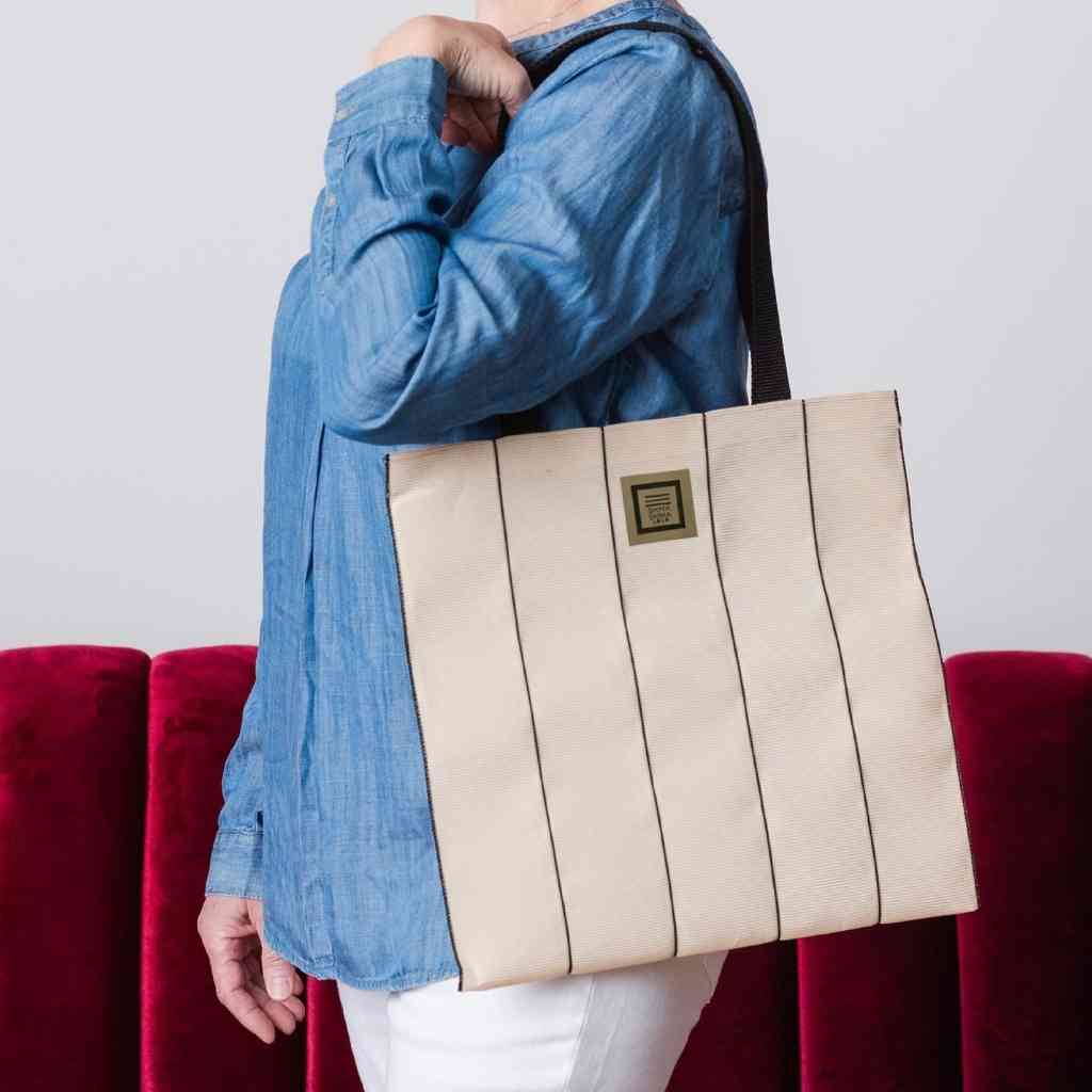 Mcm wandel large hotsell leather shopper